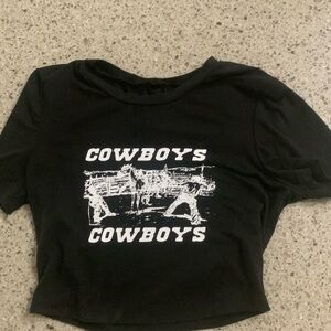 Women’s Cowboys black crop top size XS. Good condition